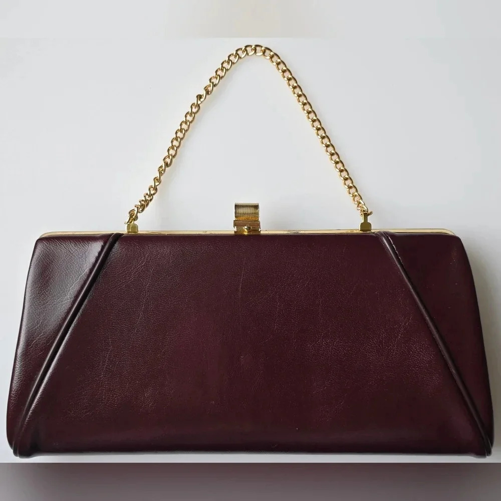 Classy Vintage Burgundy Wine Colored Clutch Purse Wristlet